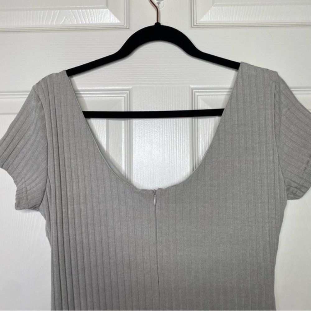 Sabo Skirt Bakari Gray Ribbed Button Front Mini Dress - Picture 6 of 9